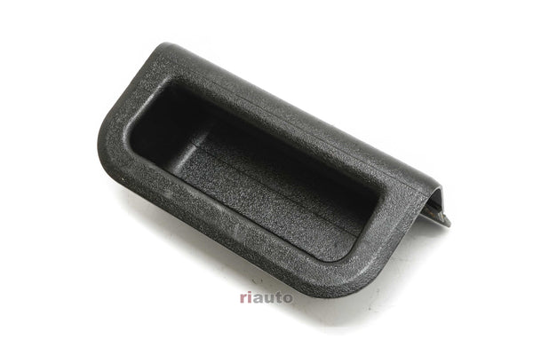 Audi 80 B4 Avant Boot Handle 8A9867821A