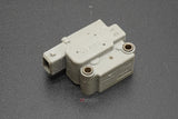 Audi 80 90 Coupe B3 B4 100 C3 Druckregler Drucksteller BOSCH 2437020005 644