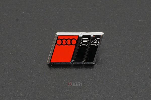 Audi S4 C4 A4 B5 Quattro  Steering Wheel Badge Emblem Logo 4A0419685